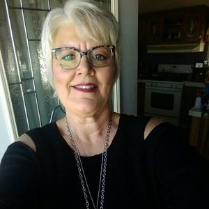 Meet your Posher, Lolly